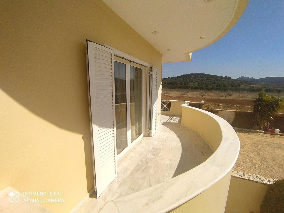 Villa Alkmini Near The Airport วราโวนา ภายนอก รูปภาพ